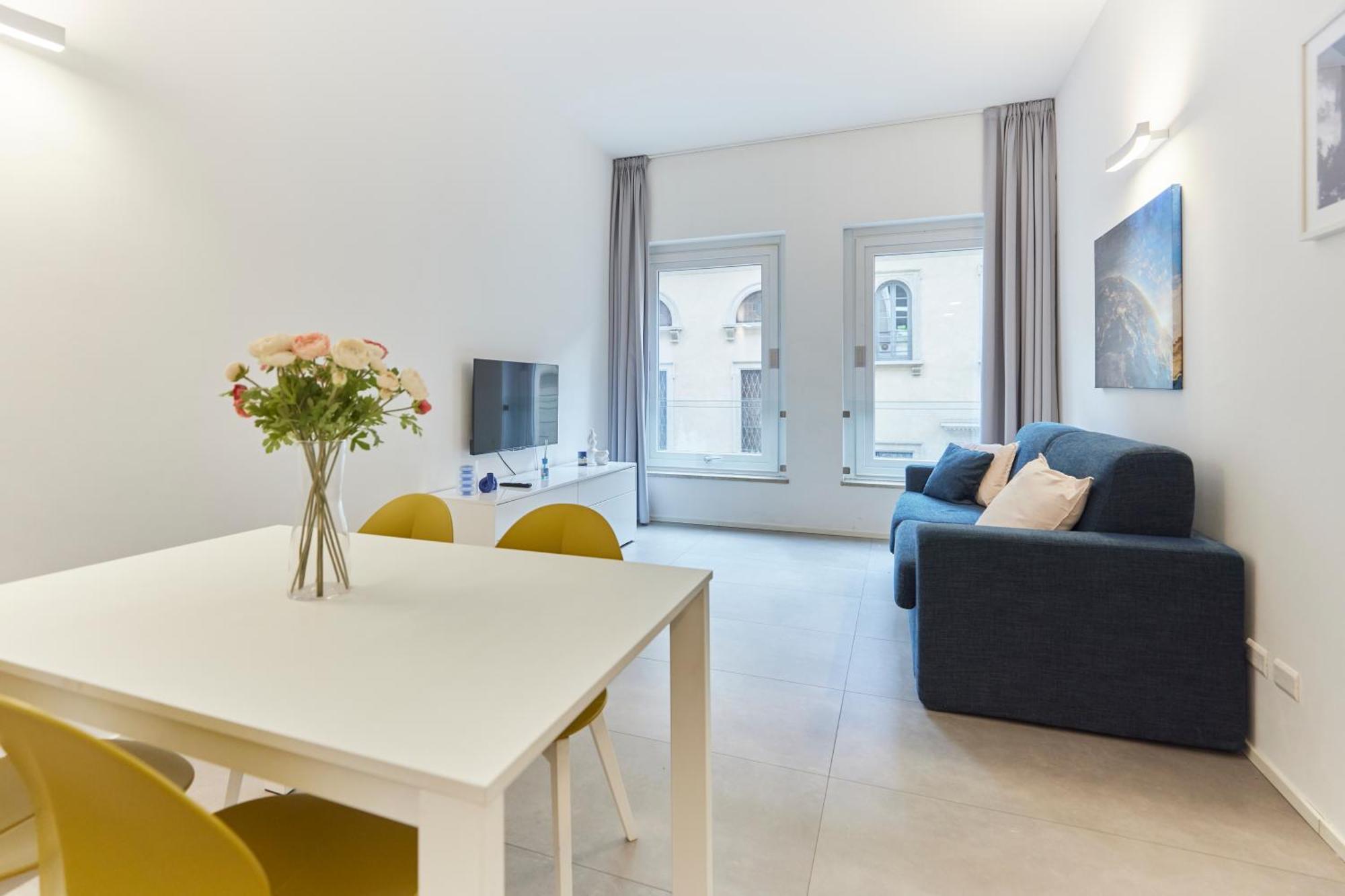 Cozy Meravigli Apartment - Pleasant Walk Between Duomo And Castello Milánó Kültér fotó